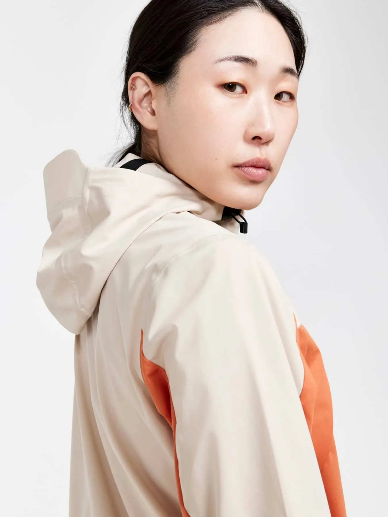 Craft Sportswear Jackor & Västar|Träning^ADV Essence Hydro Jacket W Rusty Glow-Ecru