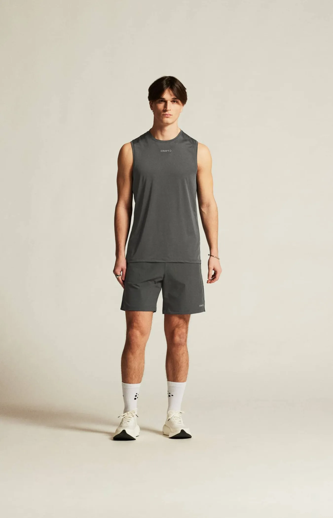 Craft Sportswear Shorts|Träning^ADV Essence 2-In-1 Shorts 2 M Granite