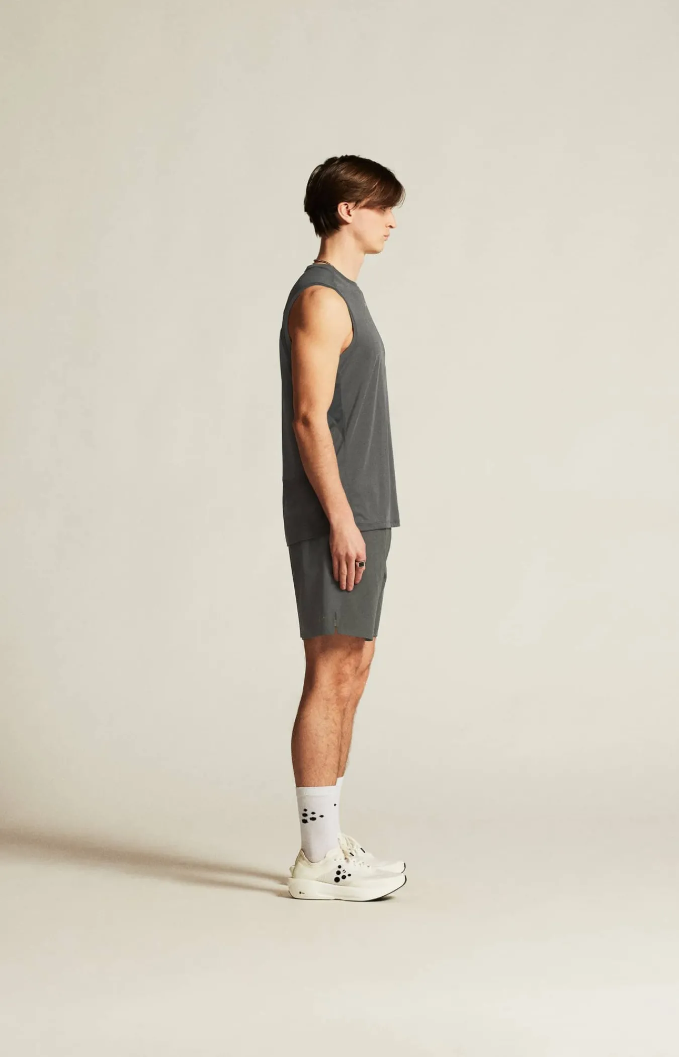 Craft Sportswear Shorts|Träning^ADV Essence 2-In-1 Shorts 2 M Granite