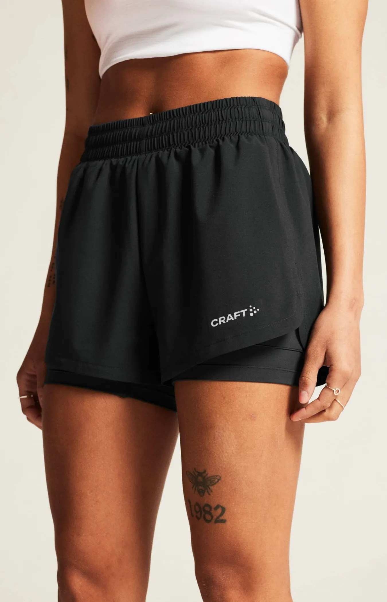 Craft Sportswear Shorts|Träning^ADV Essence 2-In-1 Shorts 2 W Black