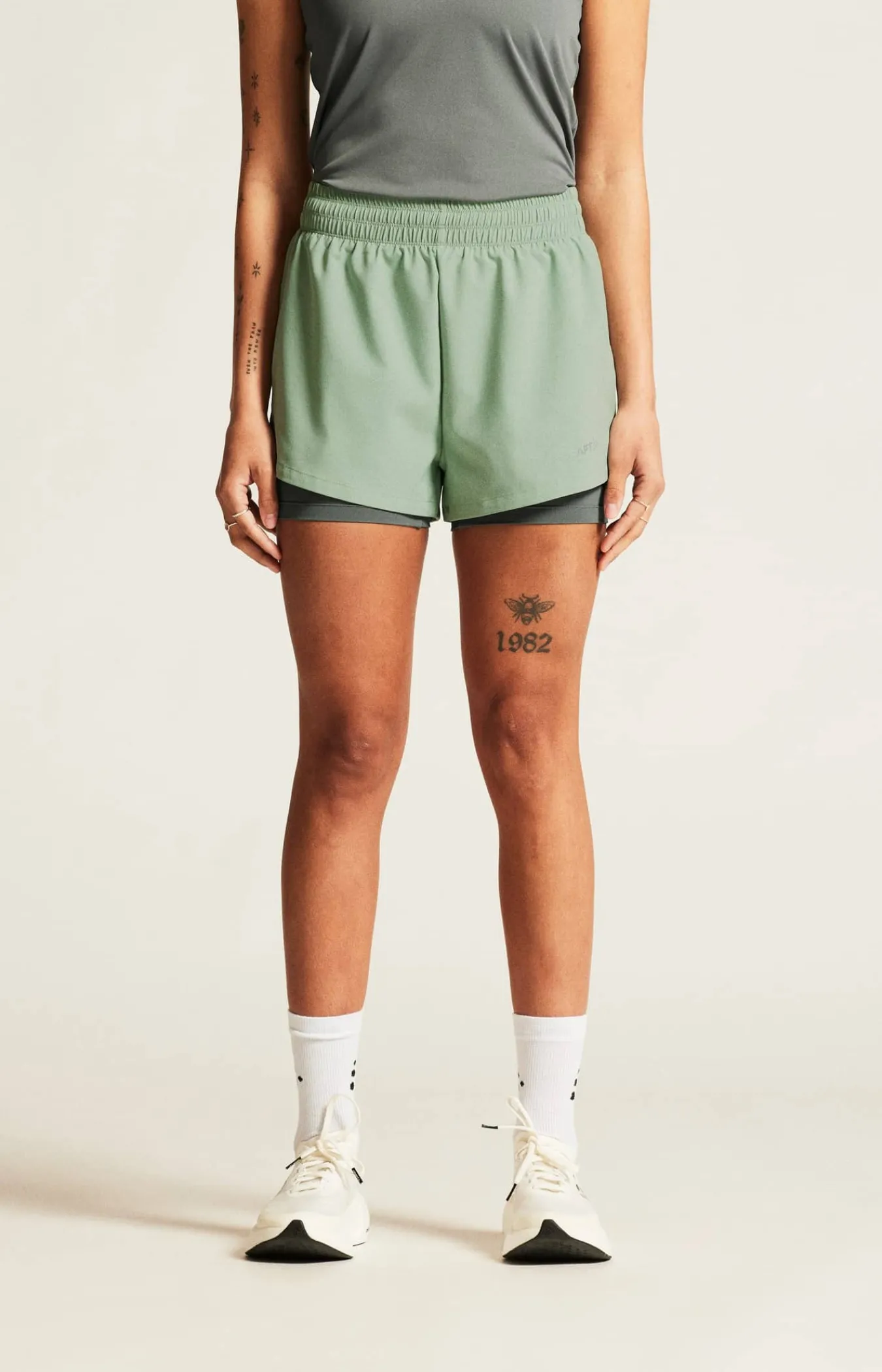 Craft Sportswear Shorts|Träning^ADV Essence 2-In-1 Shorts 2 W Glacial