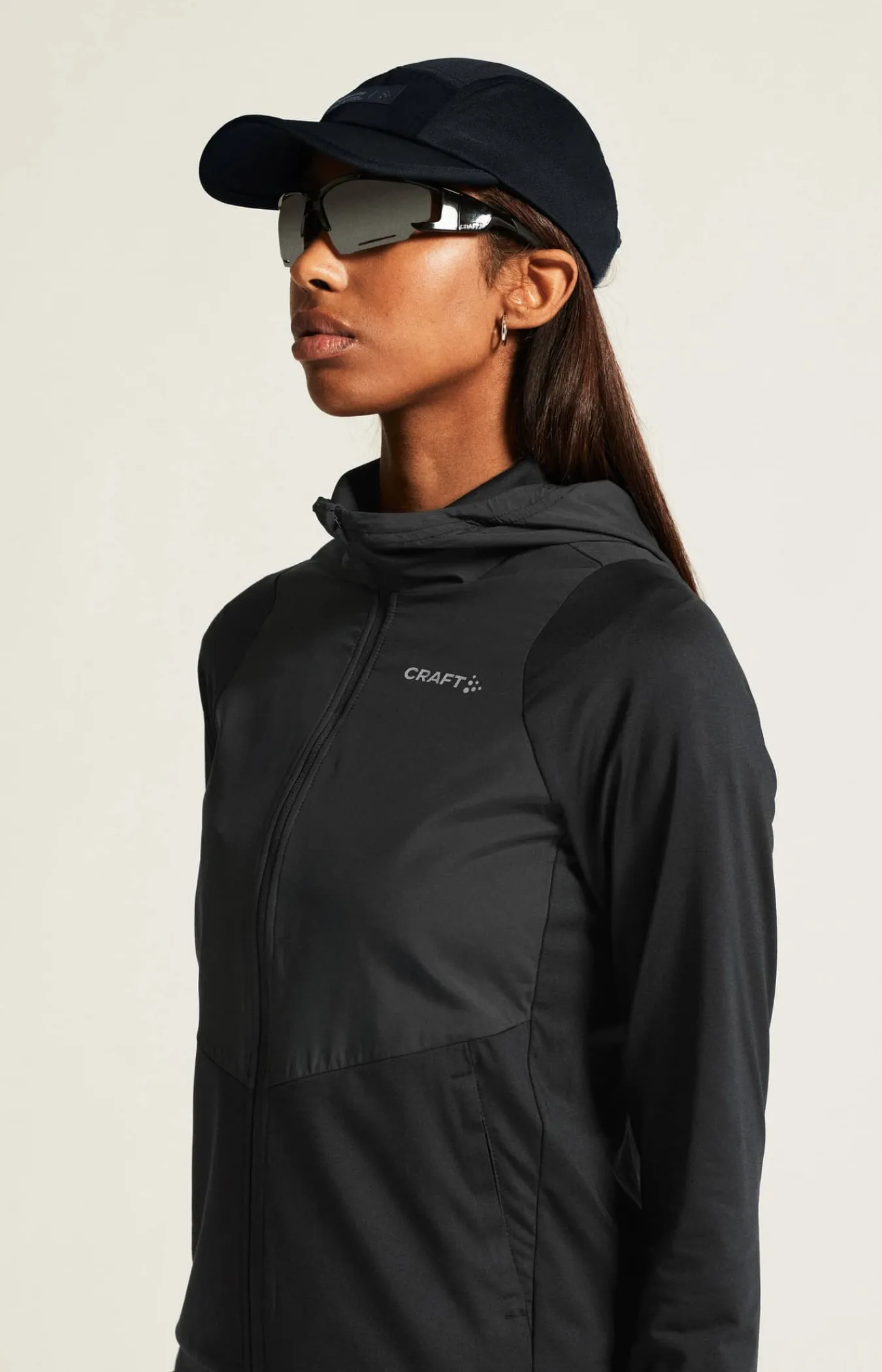 Craft Sportswear Hoodies & Sweatshirts|Träning^ADV Essence Jersey Hood Jacket 2 W Black