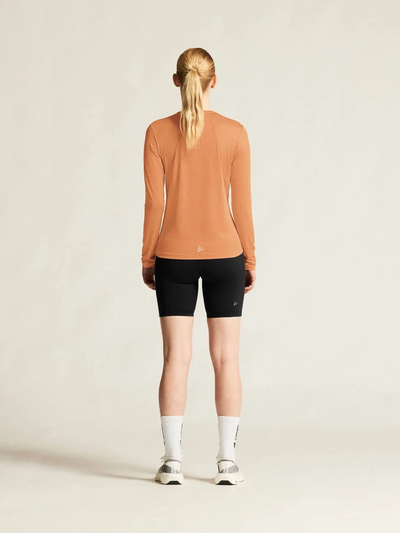 Craft Sportswear Träning^ADV Essence LS Tee 2 W Apricot