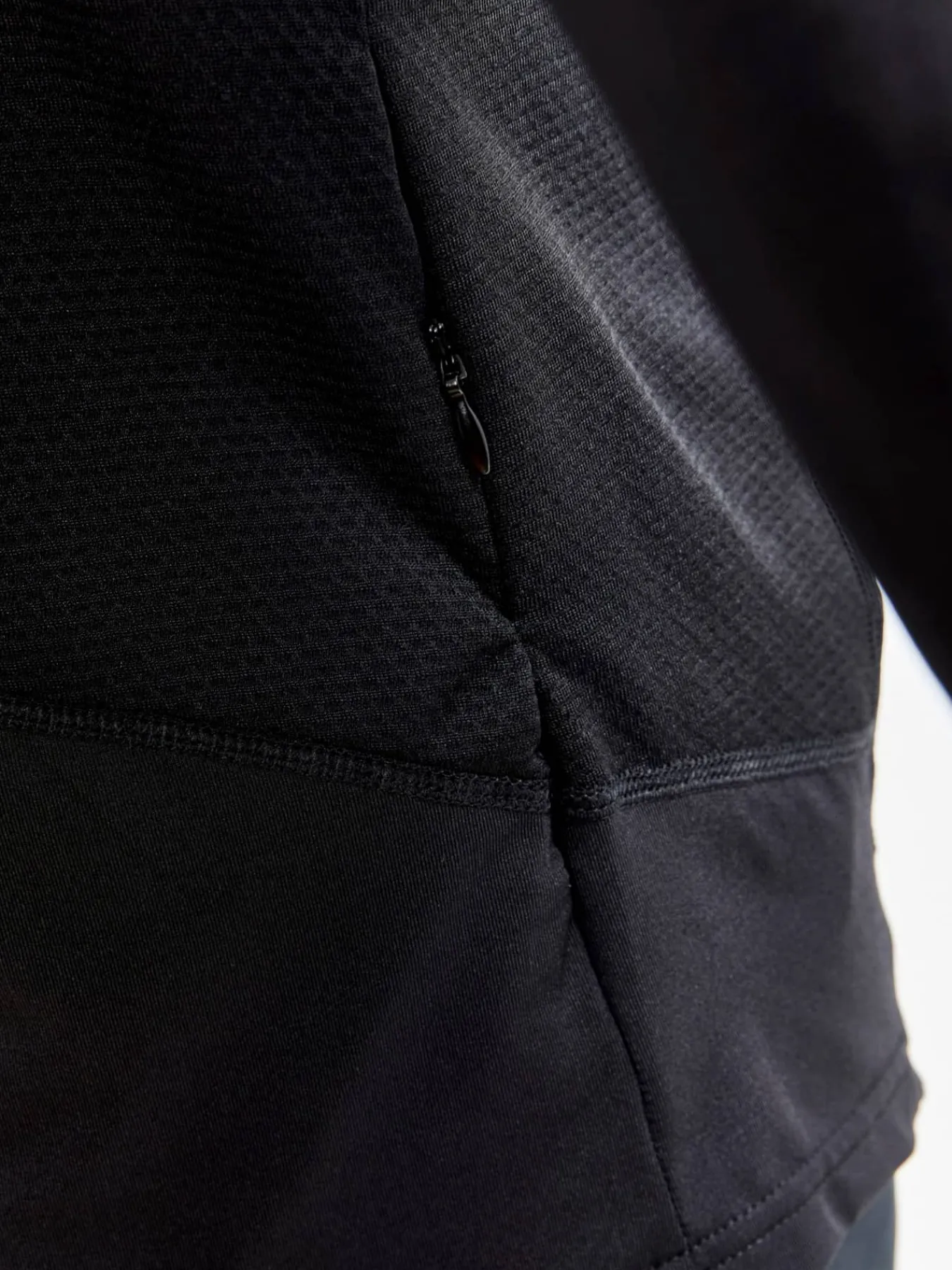 Craft Sportswear T-Shirts & Tröjor|Träning^ADV Essence LS Tee M Black