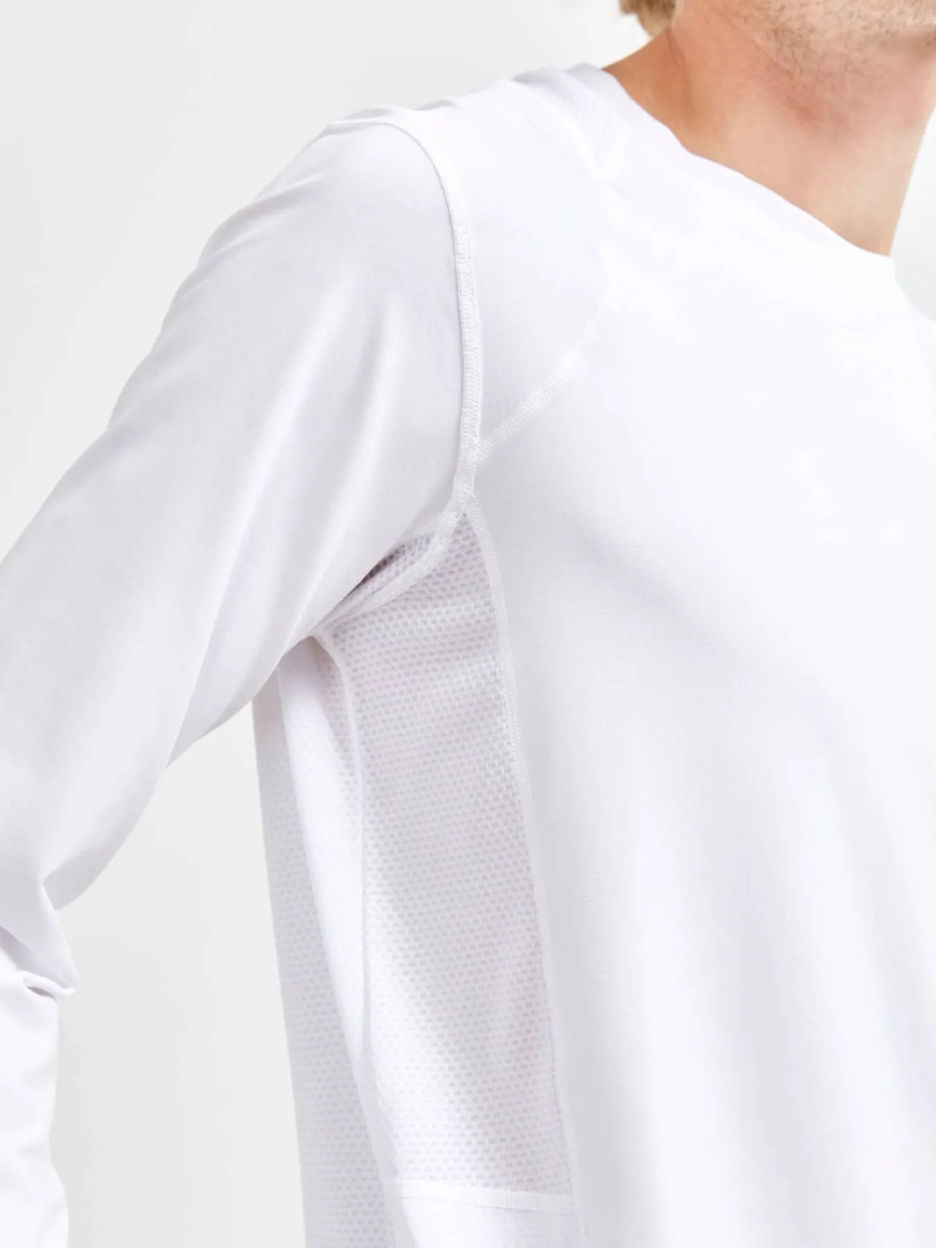 Craft Sportswear T-Shirts & Tröjor|Träning^ADV Essence LS Tee M White