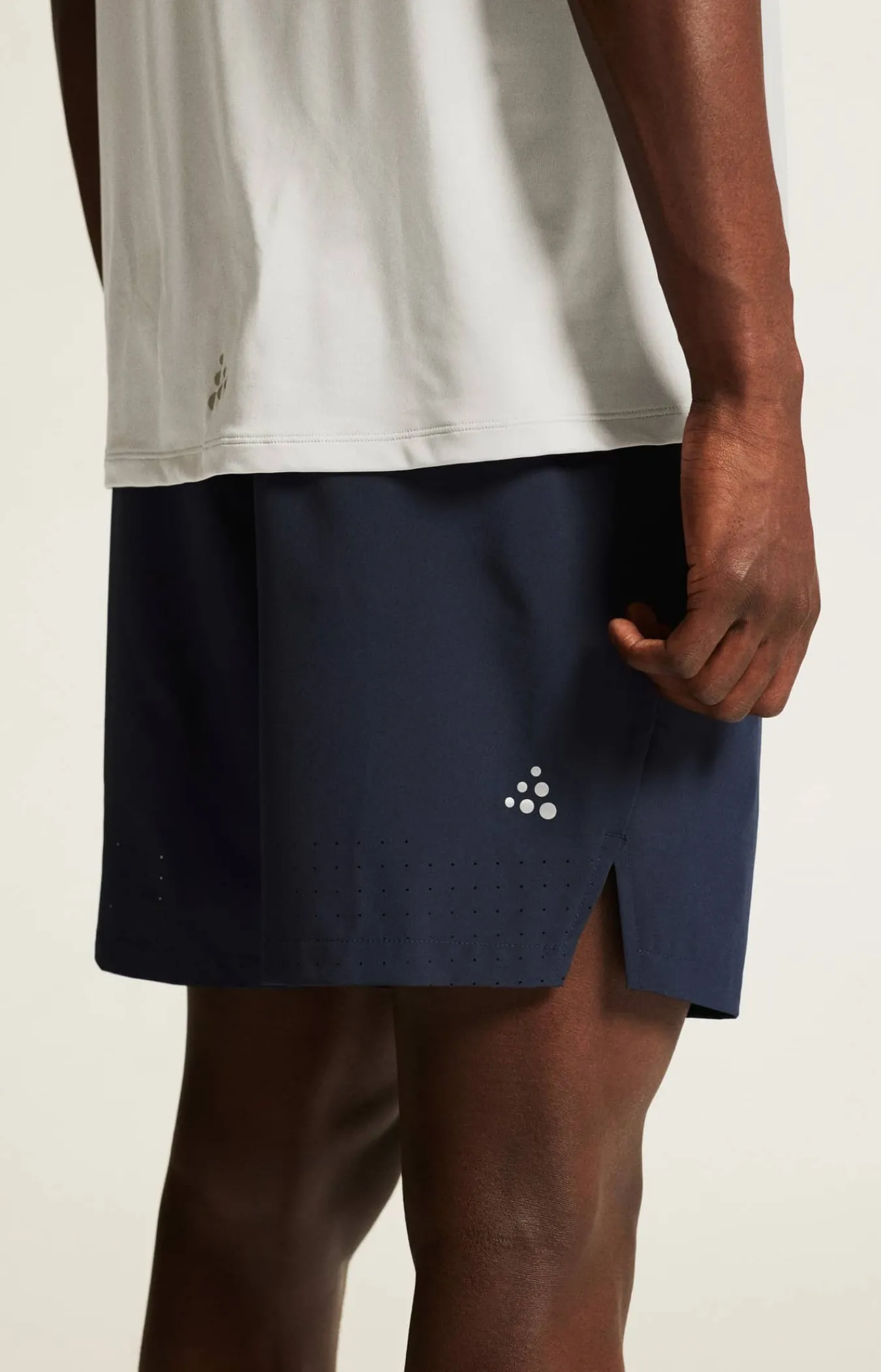 Craft Sportswear Shorts|Träning^ADV Essence Shorts M Blaze