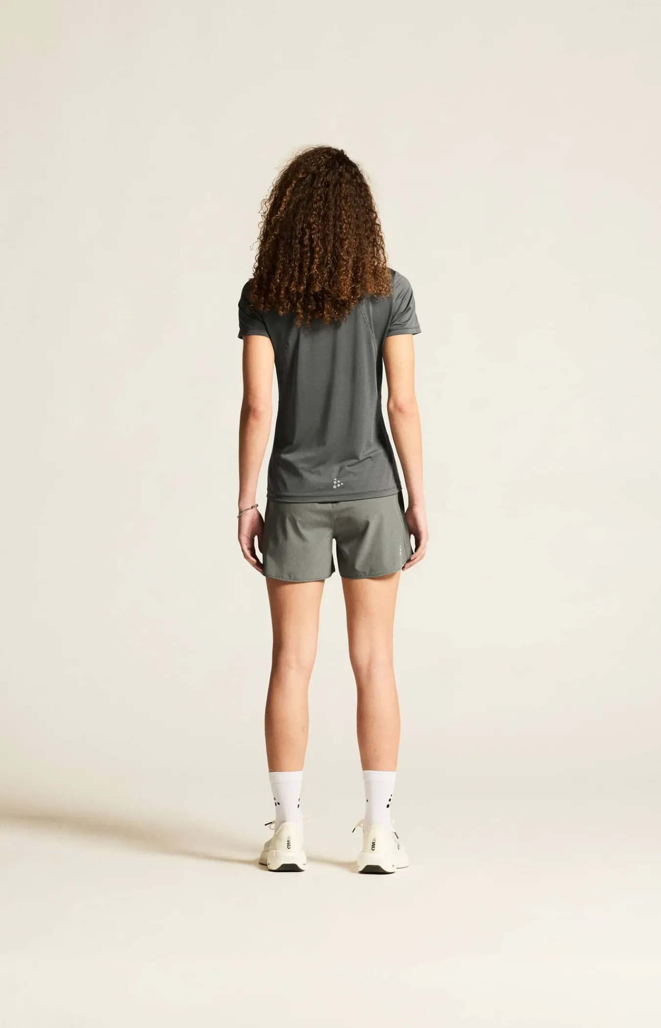 Craft Sportswear T-Shirts & Tröjor|Träning^ADV Essence SS Tee 2 W Granite