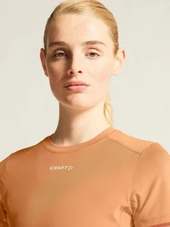 Craft Sportswear T-Shirts & Tröjor|Träning^ADV Essence SS Tee 2 W Apricot