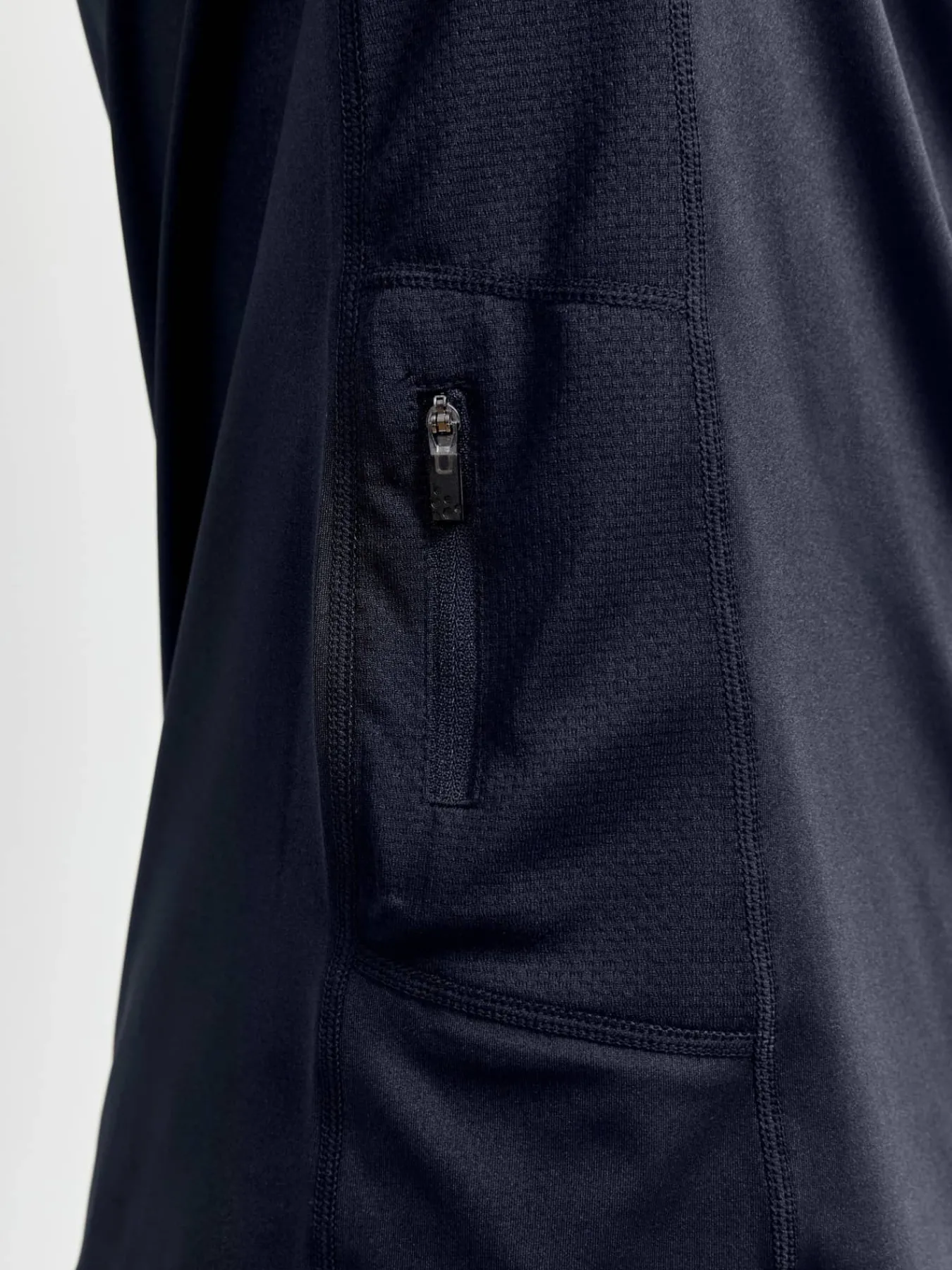 Craft Sportswear T-Shirts & Tröjor|Träning^ADV Essence SS Tee M Black