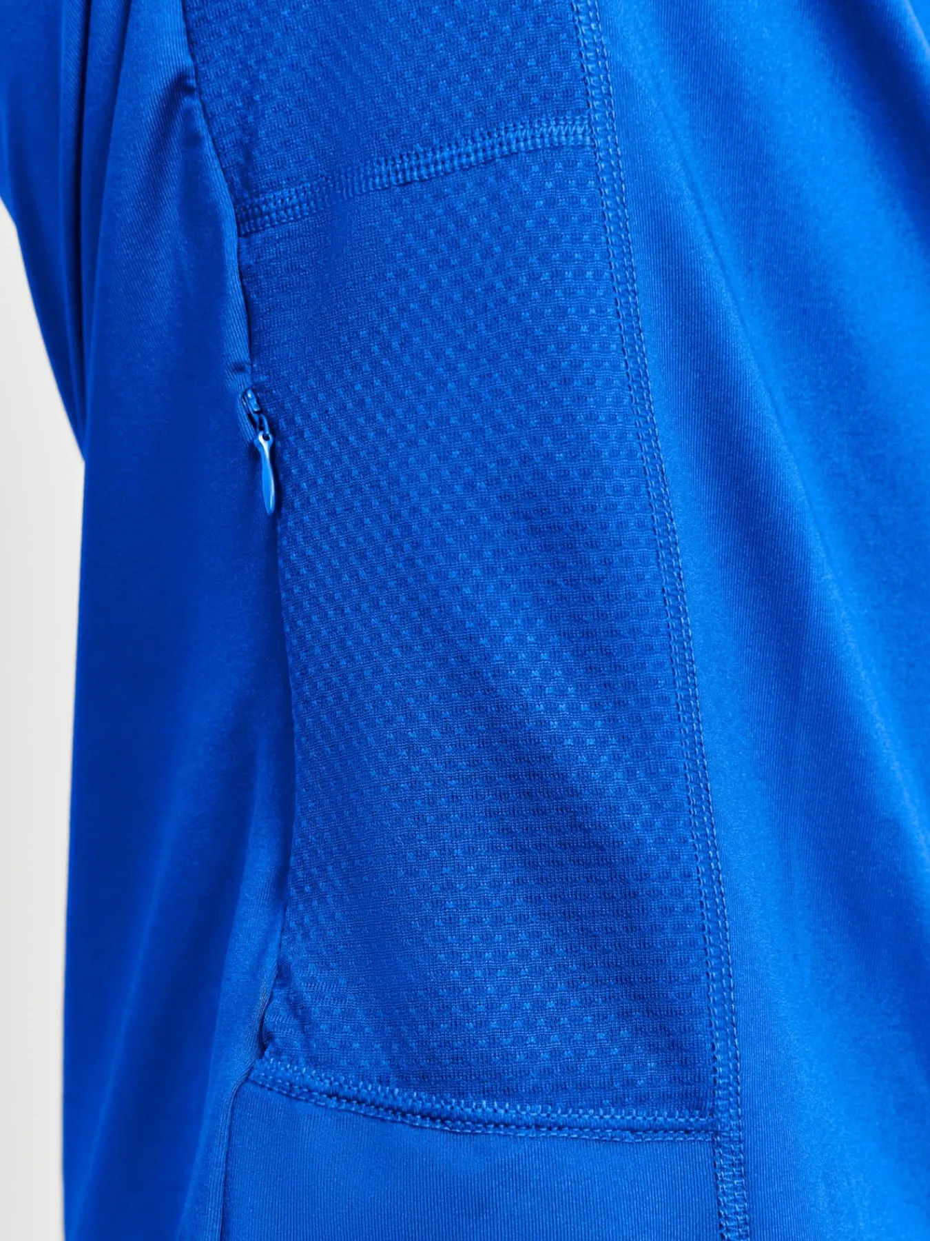 Craft Sportswear T-Shirts & Tröjor|Träning^ADV Essence SS Tee M Burst