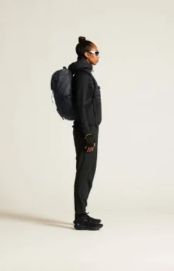 Craft Sportswear Jackor & Västar^ADV Explore Lt. Down Hybrid Jkt W Black
