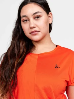 Craft Sportswear T-Shirts & Tröjor|Träning^Core Essence SS Plus Tee W Solo