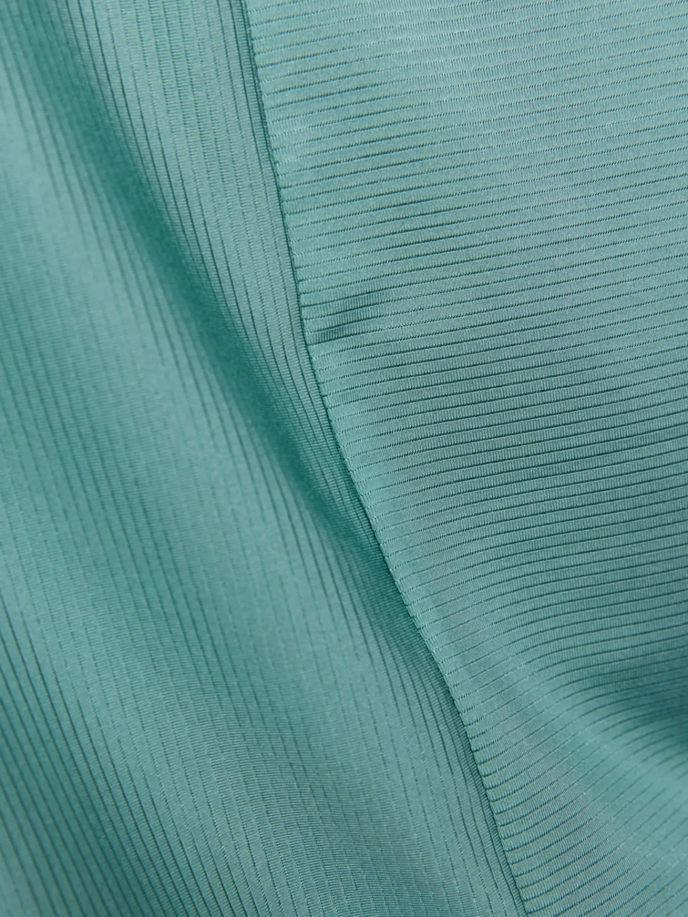 Craft Sportswear T-Shirts & Tröjor|Träning^Core Essence SS Plus Tee W Thyme