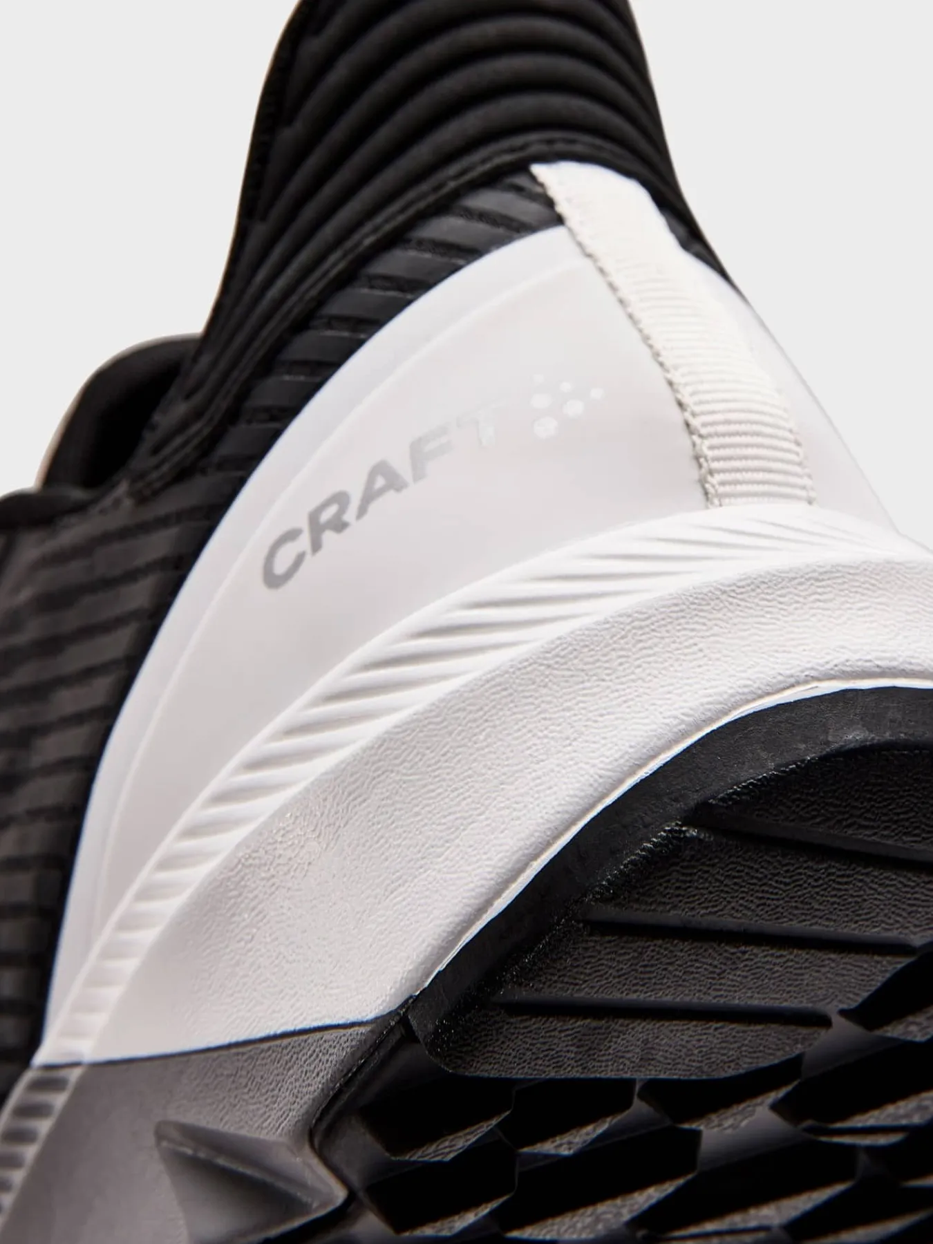Craft Sportswear Promenadskor|Alla Löparskor^Nordic Terrain M Black/White