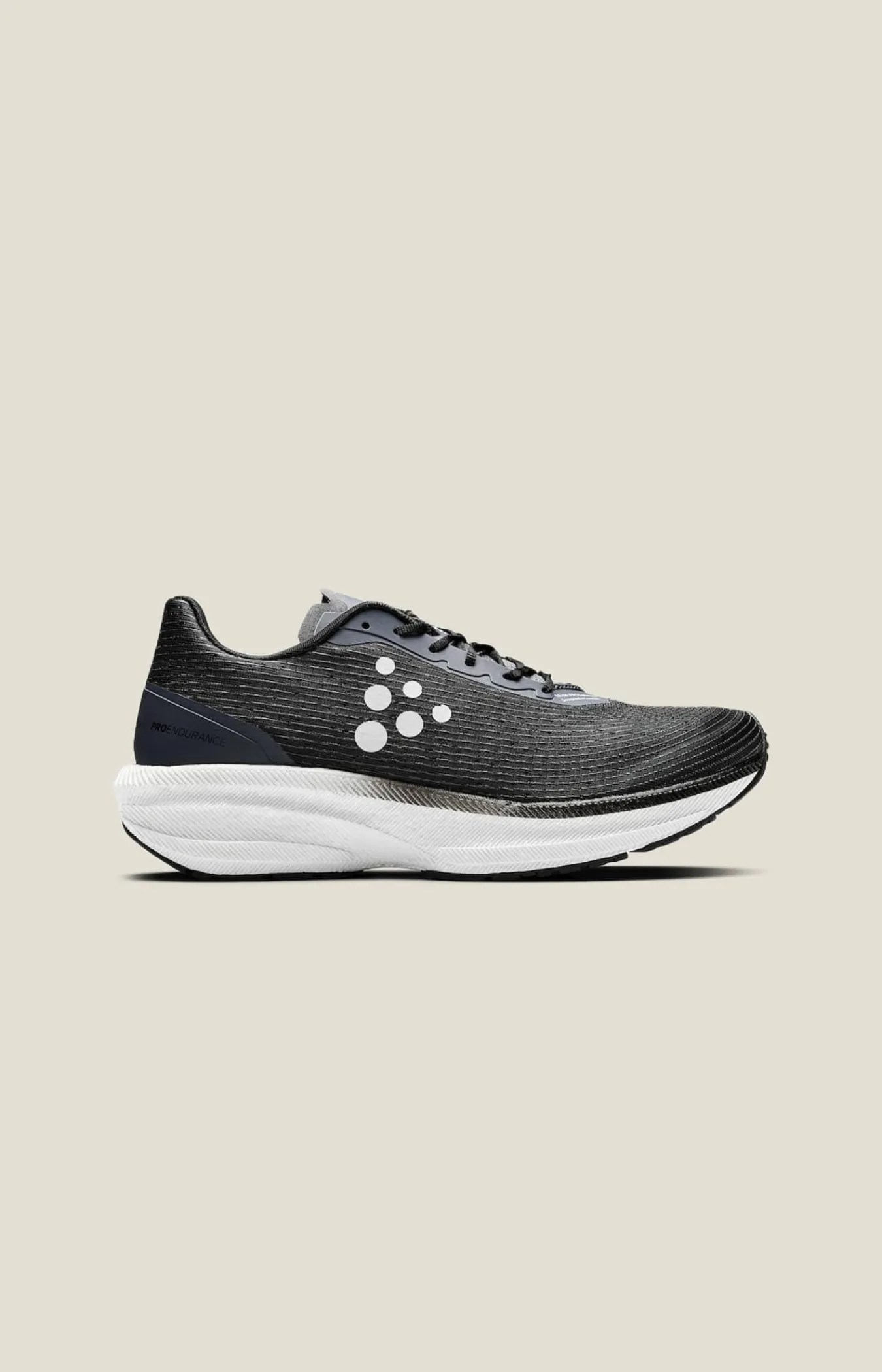 Craft Sportswear Vägskor|Alla Löparskor^PRO Endur Distance W Black-White