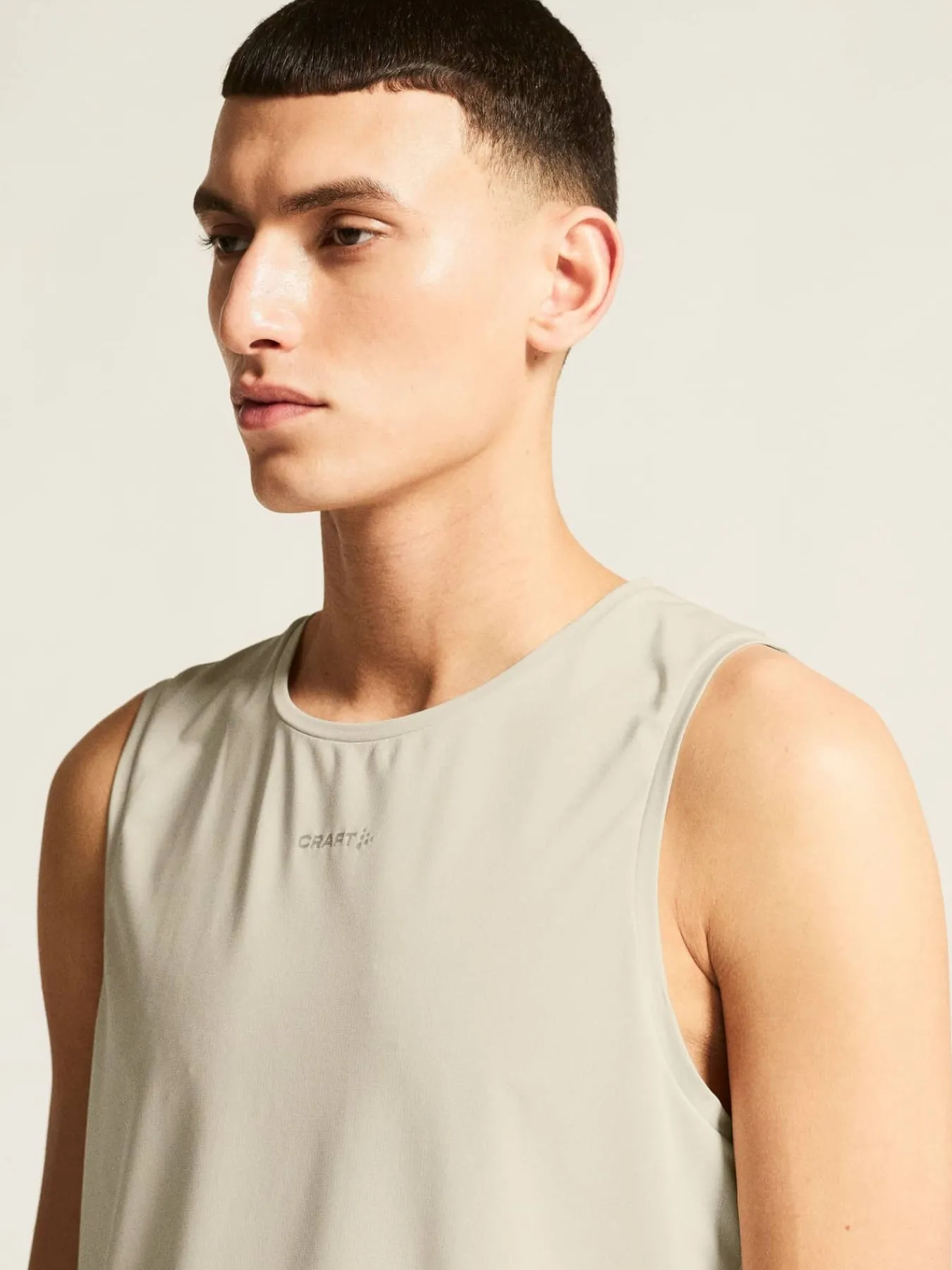 Craft Sportswear T-Shirts & Tröjor|Linnen^PRO Trail Singlet 2 M Plaster