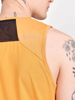 Craft Sportswear T-Shirts & Tröjor|Linnen^PRO Trail Singlet M Desert